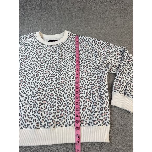 Victoria's Secret Sweatshirt Crewneck Casual Lounge Cheetah Print Size XL - Picture 6 of 7